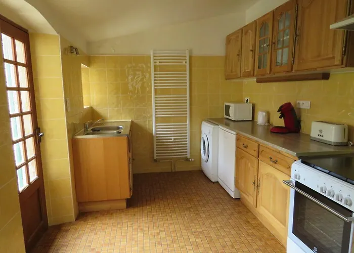 Le Presbytere De Montaigut