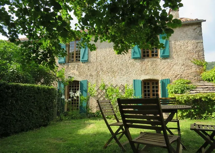 Dom wakacyjny Le Presbytere De Montaigut *