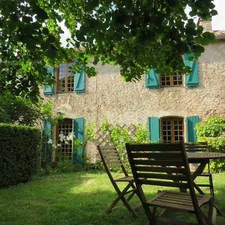 Сasa de vacaciones Le Presbytere De Montaigut *